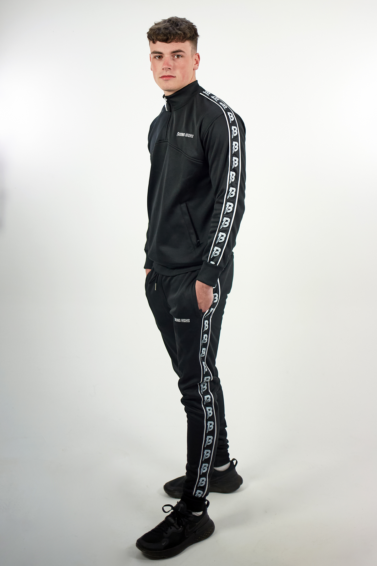 Bolt tracksuit deals